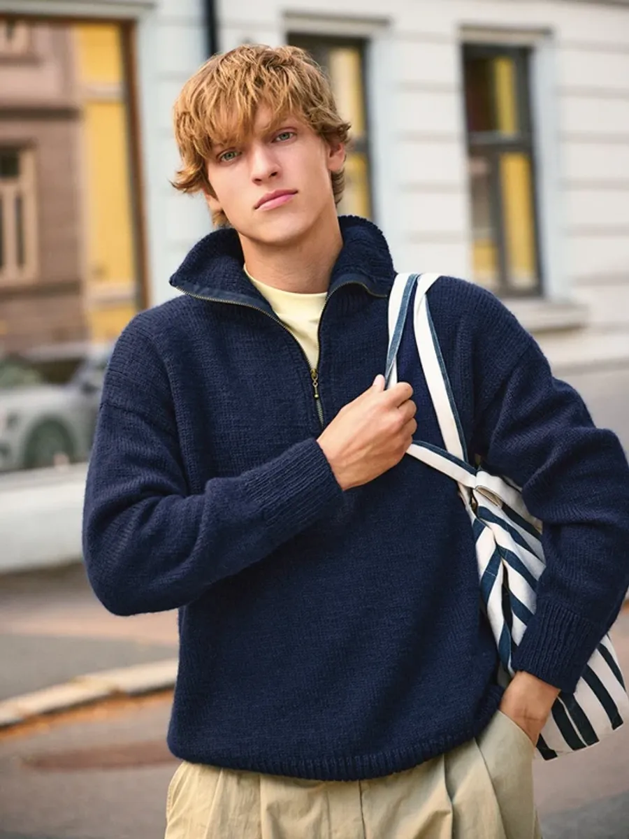 2412 Mr. Nr.4 MATTHEW SWEATER MAN