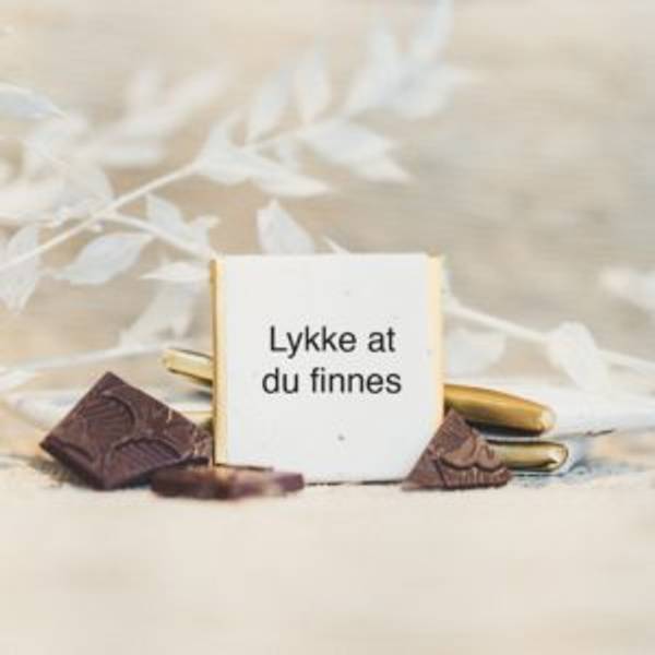 Bilde av Lykke at du finnes / Plant emballasjen  spis sjokoladen